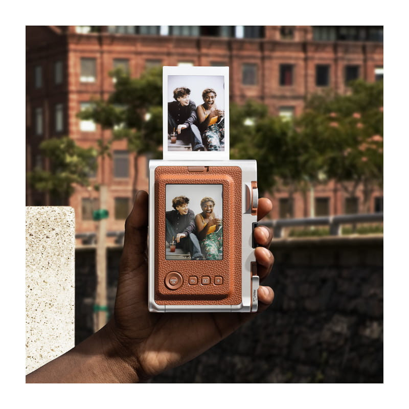 FUJI INSTAX MINI EVO ประกันศูนย์ พื้นที่จัดเก็บ : ประมาณ 45 รูปภายในตัวเครื่อง
