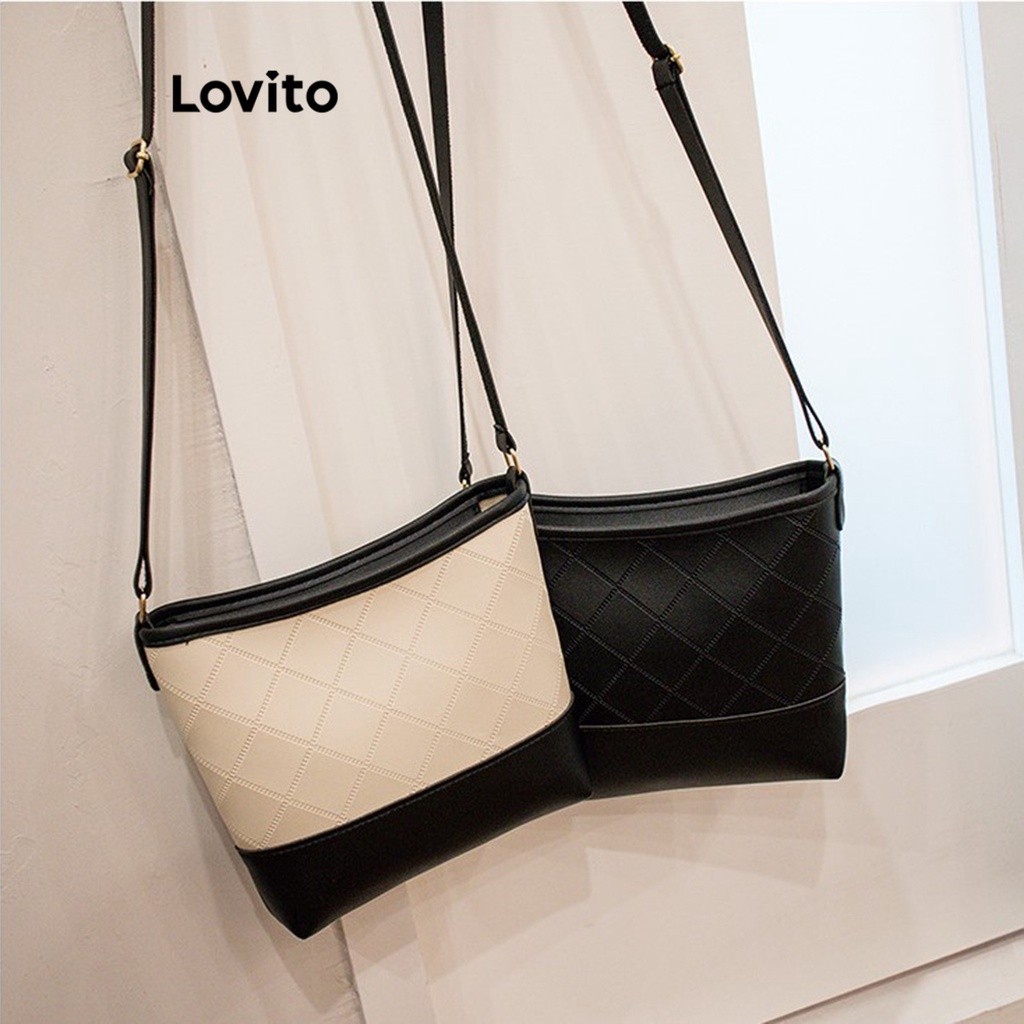 Lovito กระเป๋าสะพายไหล่ผู้หญิง ลายสก๊อต ขนาดเล็ก สายคล้องโซ่ สไตล์ลำลอง LFA06169 (สีดำและขาว / สีดำ)
