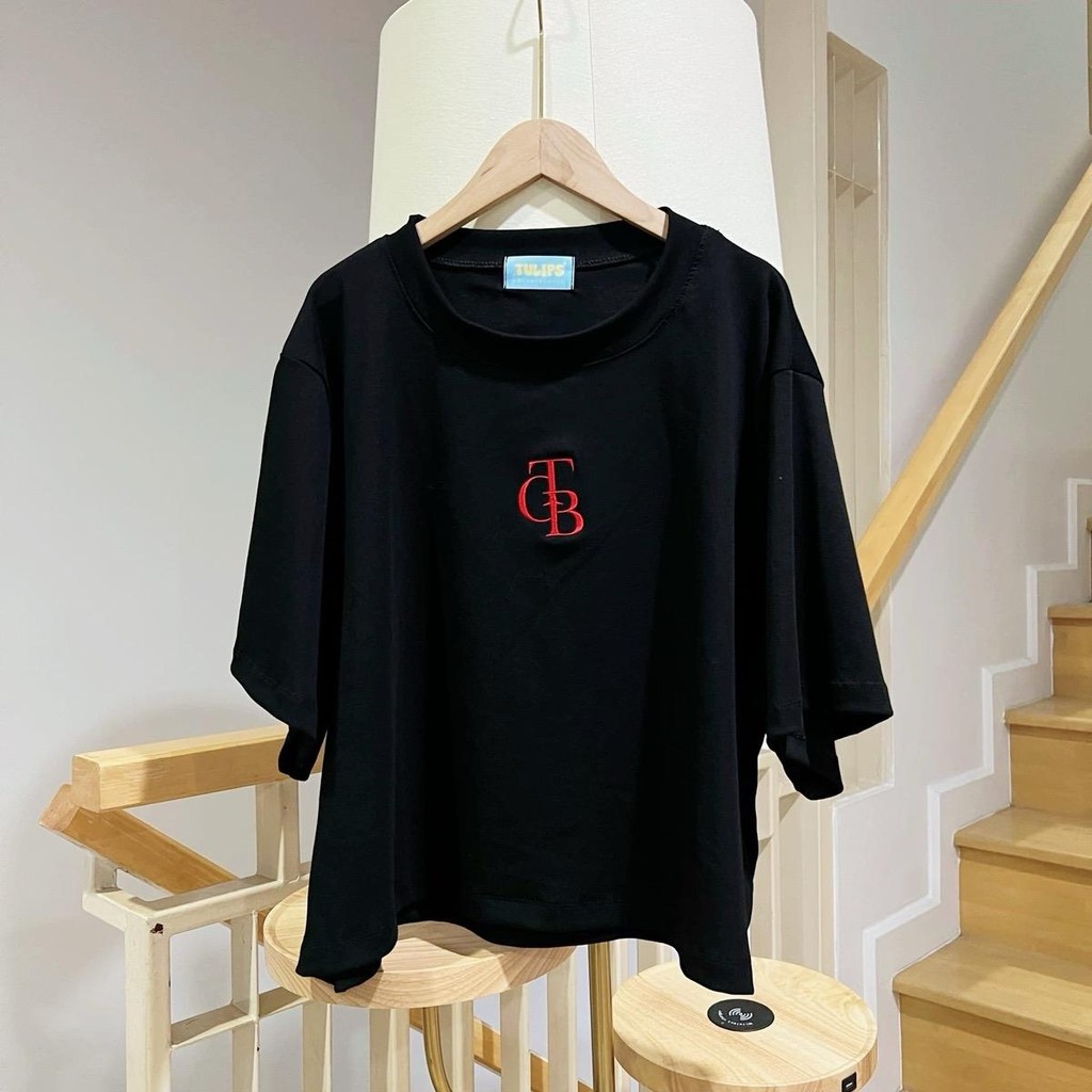 Tulips baby tee เสื้อยืดเบบี้ ที ปัก TCB อก 62