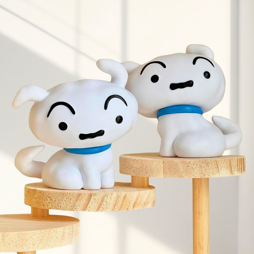 2 ชิ้น Crayon Shin-chan เครื่องประดับ Shiro การ์ตูนเดสก์ท็อปตกแต่งตุ๊กตาอะนิเมะ Handmade เครื่องประดับรถ