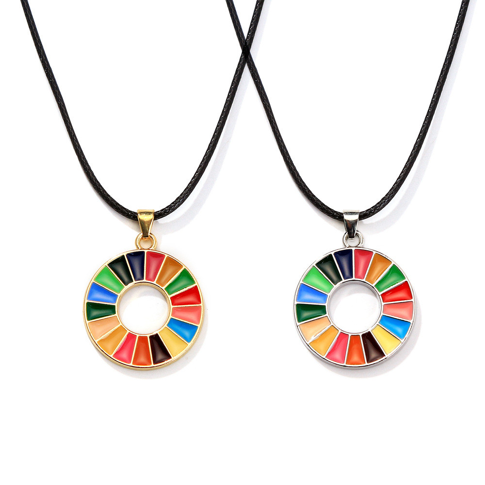 PBB สร้อยคอการพัฒนาที่ยั่งยืนวัตถุประสงค์เรขาคณิตรูปแบบ 17 สีเหรียญจี้หยดน้ํามันปิดผนึกขายส่ง