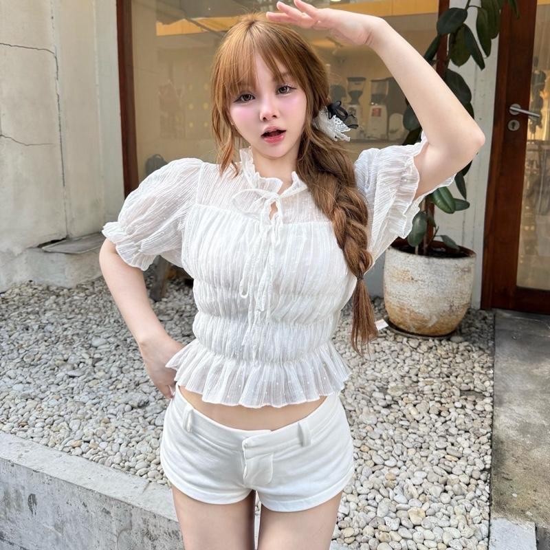 Jayleen outfit : Sweet whisper เสื้อแขนพองตุ๊กตาลายจุด