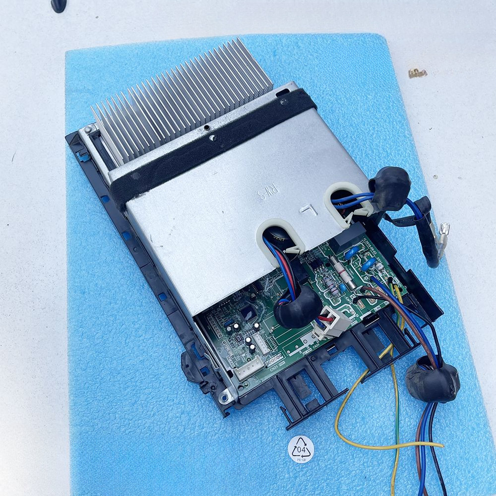 แผงวงจรหลักเครื่องปรับอากาศอินเวอร์เตอร์ Midea สำหรับภายนอกอาคาร รุ่น KFR-26/35W/BP2N1-A01 แผงวงจร B