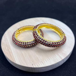 กำไลข้อมือประดับเพชร สำหรับเด็กกำไลข้อมือเพชร สำหรับเด็ก กำไลข้อมือประดับชุดไทยเด็ก ชุดแก้บนงานโรงเรียน