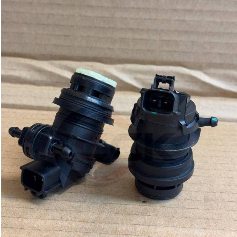 MAZDA 3 BM 2014 - 2018 YEAR WINDSHIELD WINDSHIELD WIPER TANK MOTOR / WASHER TANK MOTOR 100 % ใหม่