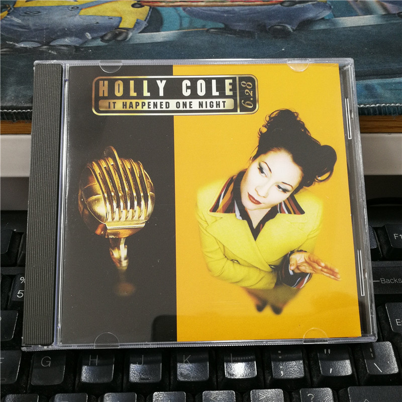 WV6616:Holly Cole – It Happed One Night