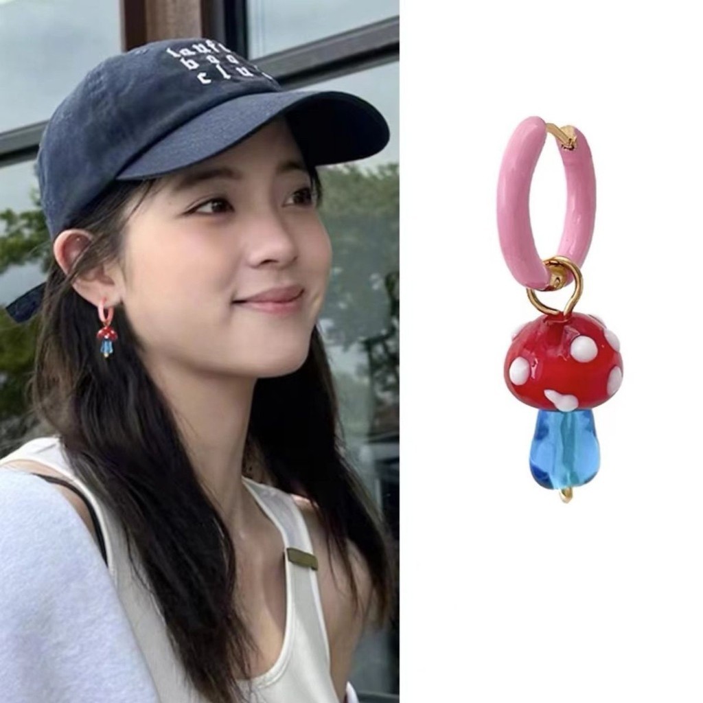 ใหม่เดียว โอวหยาง นานา ต่างหูเห็ดลายจุดย้อนยุค, ของขวัญต่างหูเคลือบหยดเคลือบสีสันสดใสของผู้หญิง