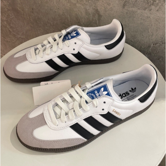 （ของแท้ 100 %）adidas Samba OG B75806 สีขาว