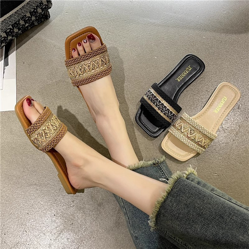 รองเท้าแตะผู้หญิงขนาดใหญ่ด้านล่างรองเท้าแตะลําลอง Flip-Flops