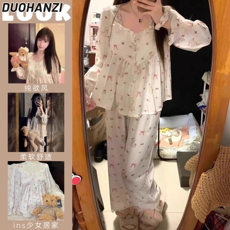 ดูโอฮันซี ชุดนอนสตรีแขนยาวใหม่ตุ๊กตาหมีน่ารักพิมพ์ชุดบ้านชุดนอนลูกไม้