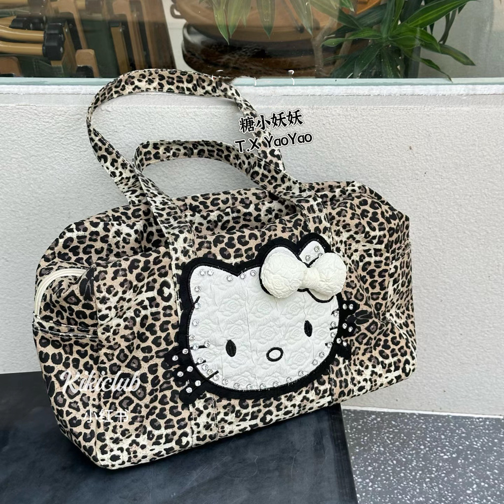 เสือดาวพิมพ์ kitty Cat กระเป๋าสะพาย Tote Bag กระเป๋าผ้าใบ Niche กระเป๋ายุคกลางกระเป๋าหญิงขนาดใหญ่ความจุ Retro Hot Girl Harajuku