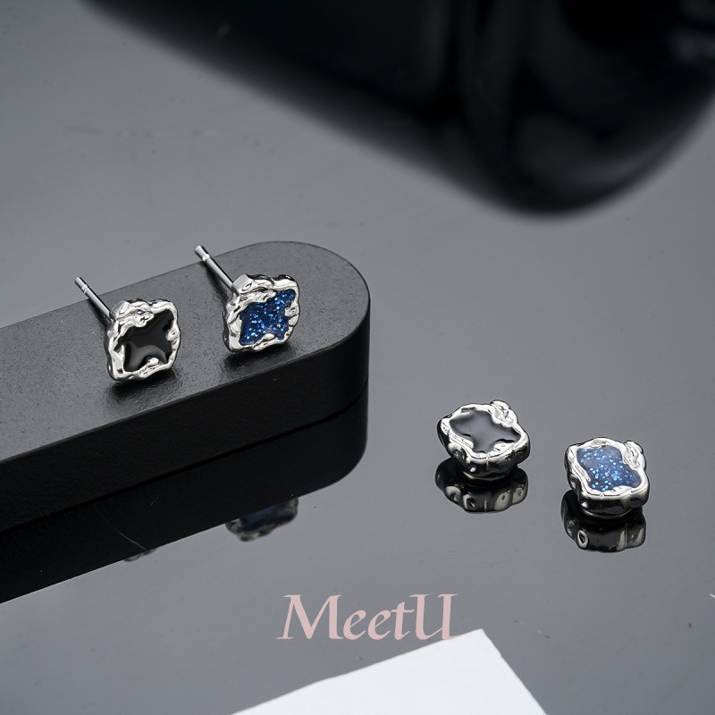 ต่างหูแฟชั่นแม่เหล็ก ไม่ต้องเจียระไน มีคลิปยึด