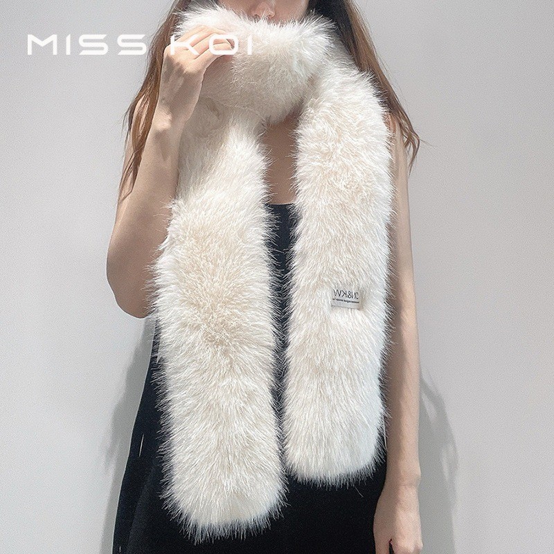 MISSKOI ผ้าพันคอลายเล็กน้อย Faux Mink Fur แบบหนาและอบอุ่น สำหรับสาวๆ ในฤดูหนาว