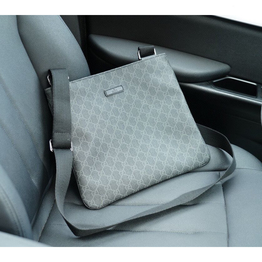 แฟชั่น Gu/prada หนัง Messenger กระเป๋าคุณภาพสูง pvc ขนาดใหญ่ความจุ Casual ธุรกิจกระเป๋าสะพายชาย
