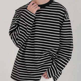 💥BECoolMan💥เสื้อยืดผู้ชายลายทางสีดำและสีขาว ระบายอากาศได้ดี ลำลอง คอกลม สีต่อ เสื้อยืดแขนยาว สไตล์เกาหลี สีดำ สีขาว