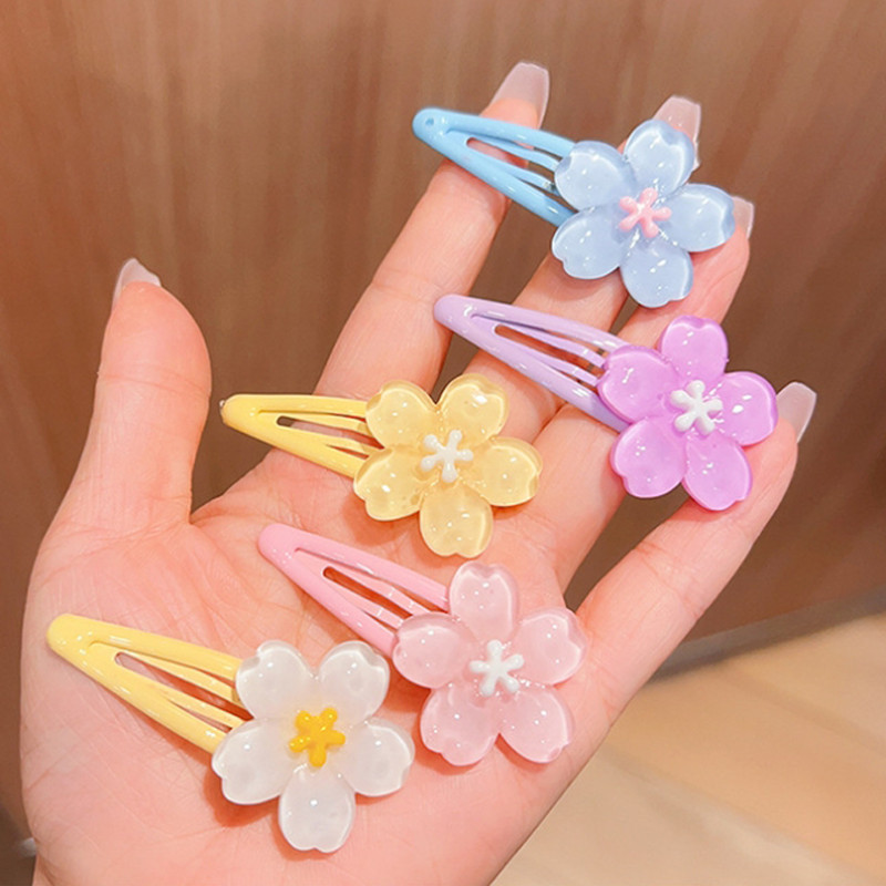 กิ๊บติดผมดอกไม้หวาน กิ๊บติดผมหน้าม้าเด็กผู้หญิง สีโดพามีนหน้าร้อน เครื่องประดับผมรูปดอกไม้สวยงาม