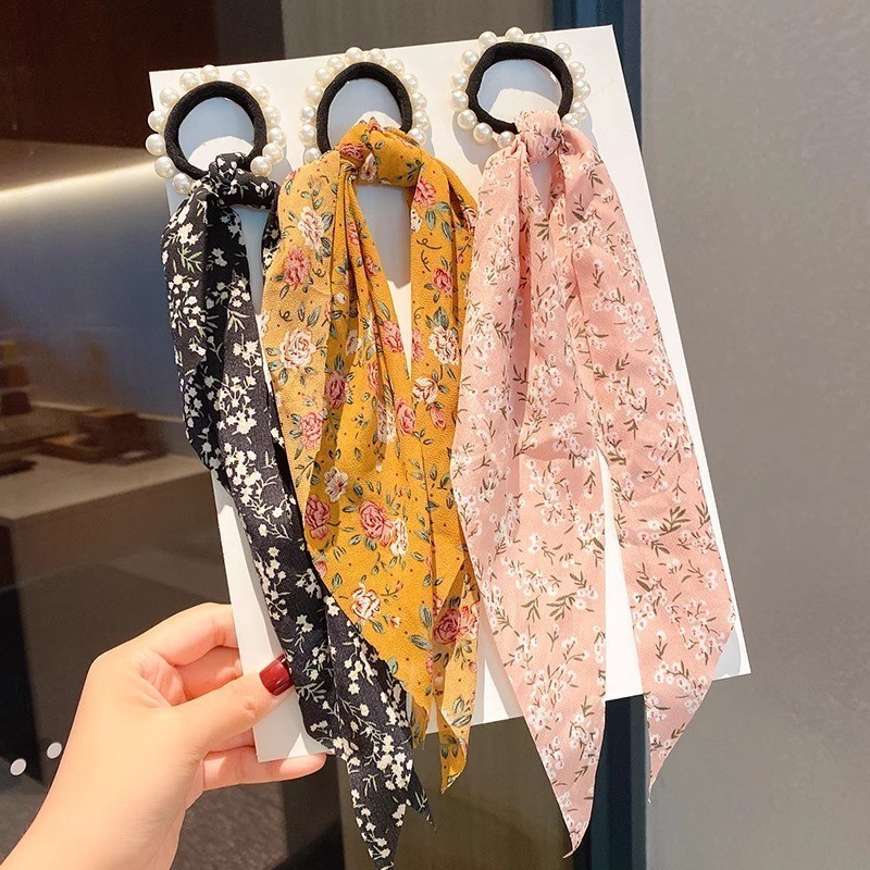 หลากหลายรูปแบบให้เลือก เข็มขัดผมโบว์มุก ผ้าพันคอผ้าไหม เชือกผูกผม เพิร์ล แฮร์ ริบบิ้น ความงาม สไตล์ใหม่ แฟชั่นพรีเมี่ยม