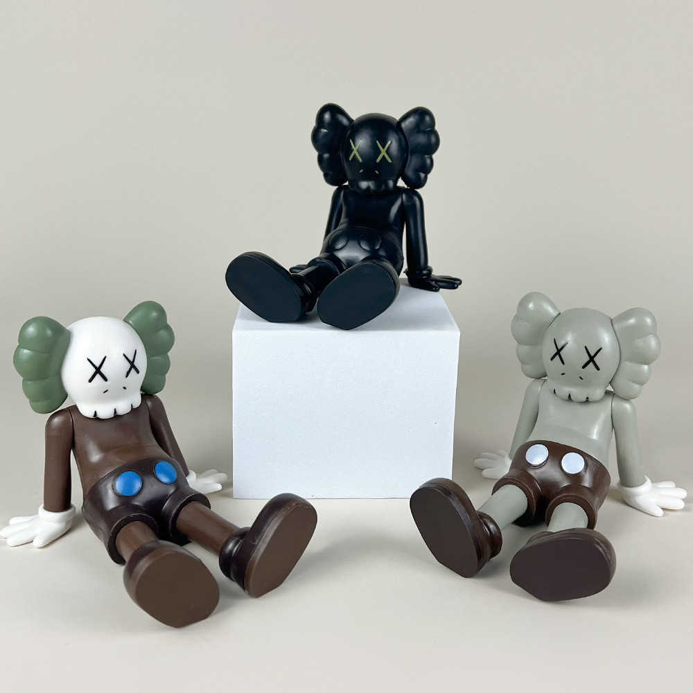 การ์ตูนการ์ตูน KAWS Koss Hand-Made รุ่นที่ไม่ซ้ํากันอินเทรนด์เล่นตุ๊กตาอะนิเมะ สินค้า