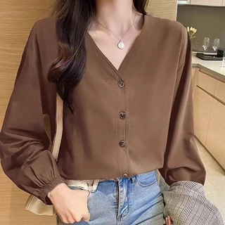 เสื้อเชิ้ตผู้หญิงแขนยาว คอวี ดีไซน์ดูแพง