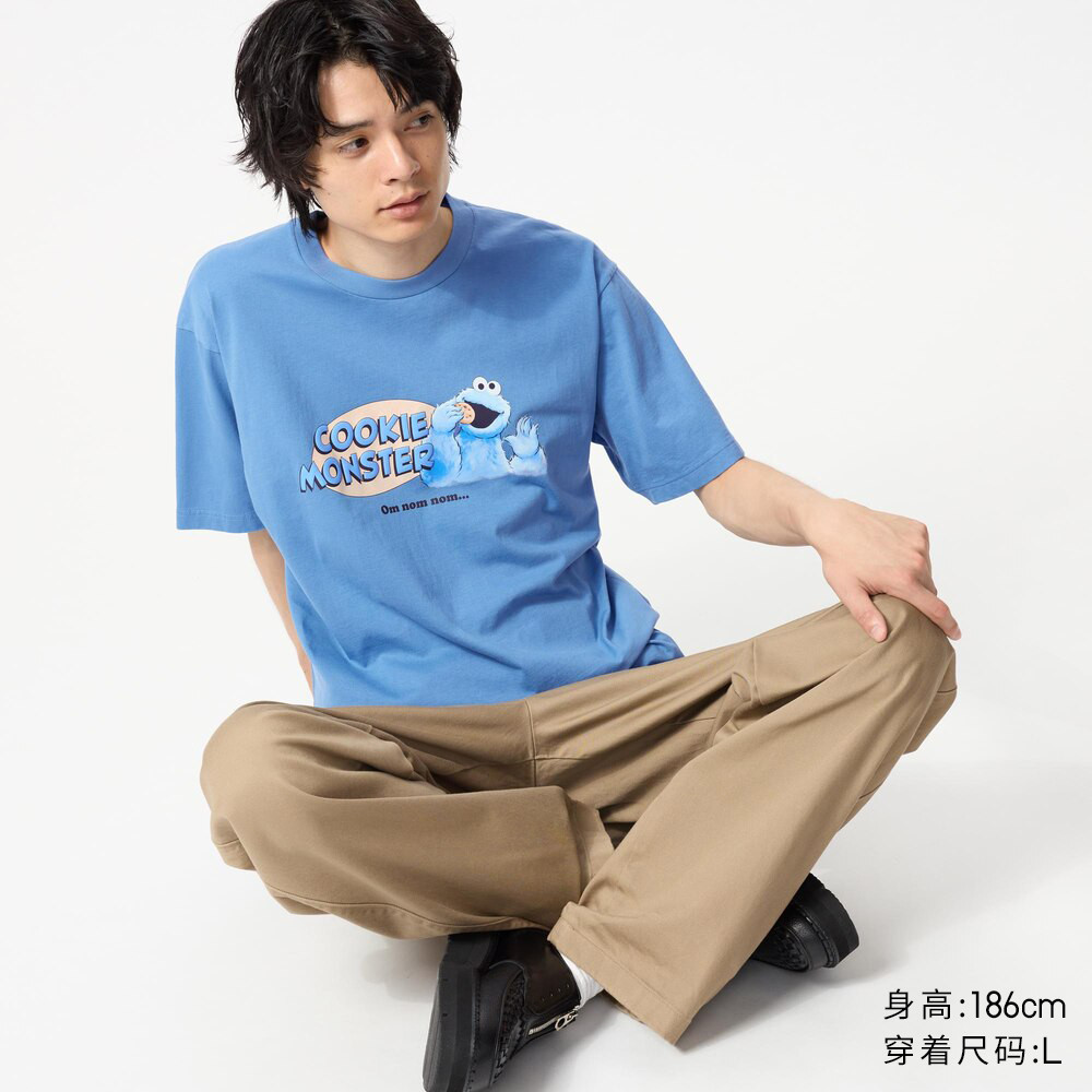 เสื้อยืดแขนสั้นพิมพ์ลาย UT Sesame Street คู่ Uniqlo "Sesame Street" 478101