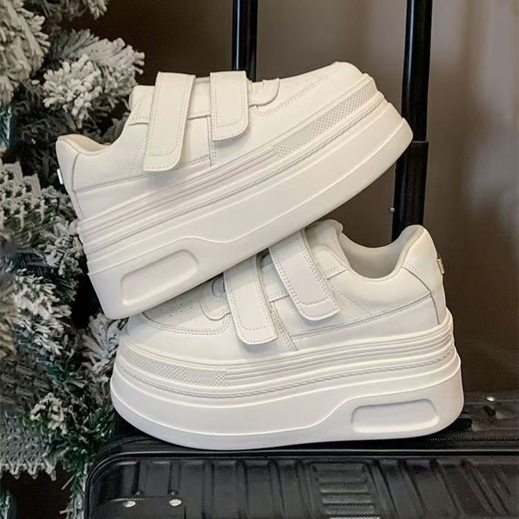 Velcro รองเท้าสีขาวผู้หญิง สไตล์หนา ขึ้นส้น รองเท้าแฟชั่นสำหรับทุกโอกาส - รูปที่ 4