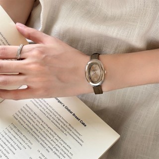 แฟชั่นสายหนังพรีเมี่ยมนาฬิกาหญิงตัวชี้นาฬิกาควอทซ์กล