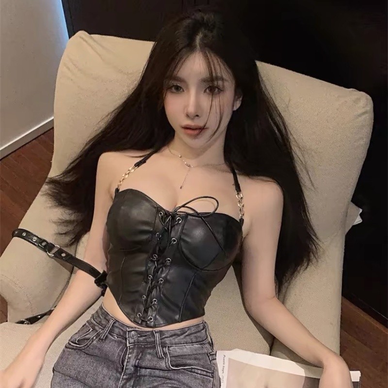 เซ็กซี่ เข้ารูป ผ้าใส่สบาย เสื้อคล้องคอ หลังสม็อคน่ารัก ผ้าหนัง มีฟองน้ำ สีพื้นเท่มาก 