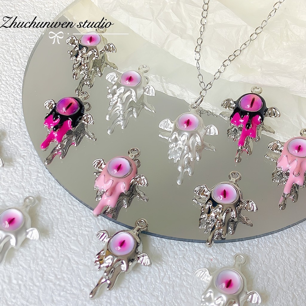บุคลิกภาพหวานและเผ็ดลาวาปีกตาเดียวปีศาจโลหะผสมจี้ DIY เครื่องประดับแฮนด์เมดสร้อยคอต่างหูอุปกรณ์เสริม uyab