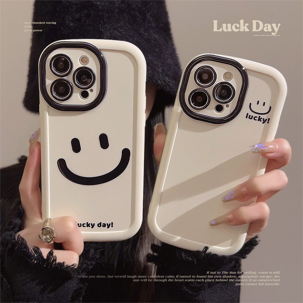 Cute Smile เคสโทรศัพท์สีลูกกวาด for iPhone 11 13 14 12 15 Pro Max XS X XR 6 7 Plus เปลือกครีม เคสที่เป็นมิตรกับผิวหนัง