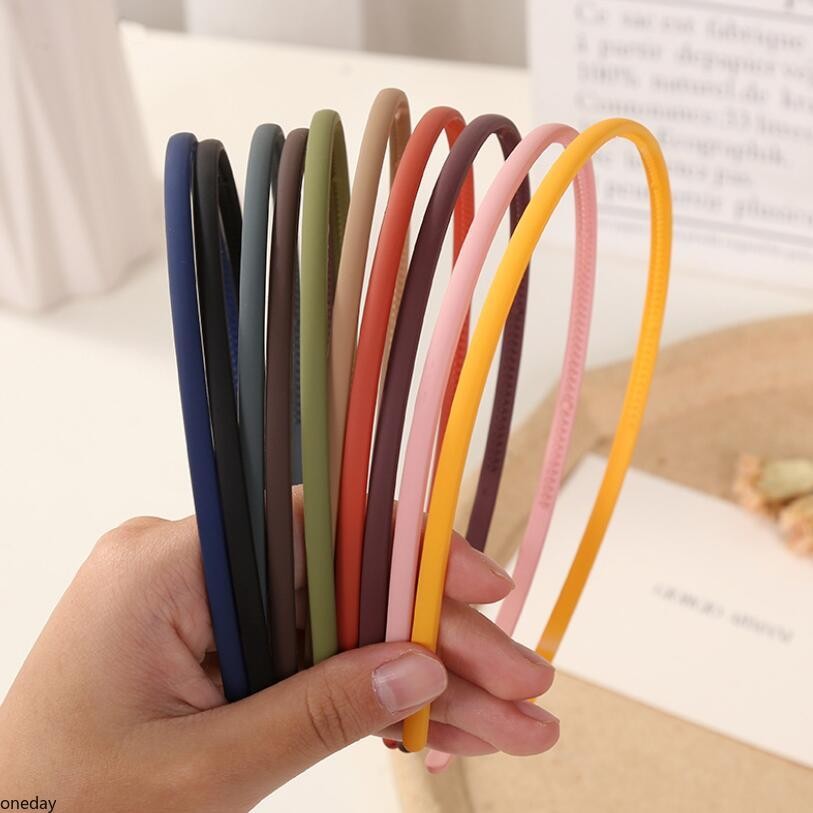 ผู้หญิงแฟชั่นสีฝ้า โมรันดี สีแต่งหน้าล้างที่คาดผม