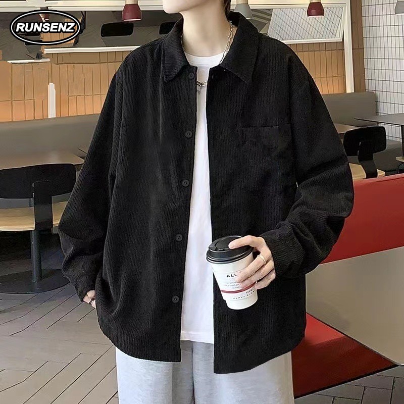 ม-8เอ็กแอล เสื้อเชิ้ตผ้าลูกฟูกพื้นฐานสไตล์เกาหลีผู้ชายระดับไฮเอนด์เรียบง่ายสบายๆหลวมเสื้อเชิ้ตแขนยาวขนาดบวก