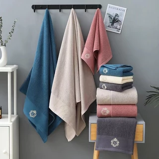 ผ้าเช็ดตัวไซส์ใหญ่พิเศษ โลโก้สีทอง ผ้าCotton 100% ขนาด70x140 Cm ซับน้ำดี ขนไม่หลุด ผ้าหนานุ่มสบาย