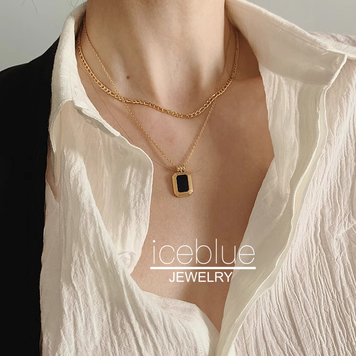 Iceblue-French Niche Black Square จี้สองชั้นซ้อนสร้อยคอ 18K Gold Plated Non Tarnish เครื่องประดับไทเทเนียมเหล็กสร้อยคอผู้หญิง N170