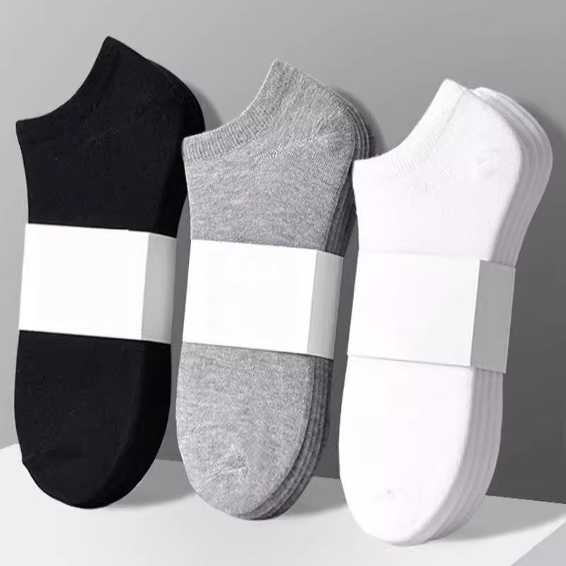 ถุงเท้าโทนสีพื้น สีดำ เทา ขาว เรียบง่ายแต่มีสไตล์