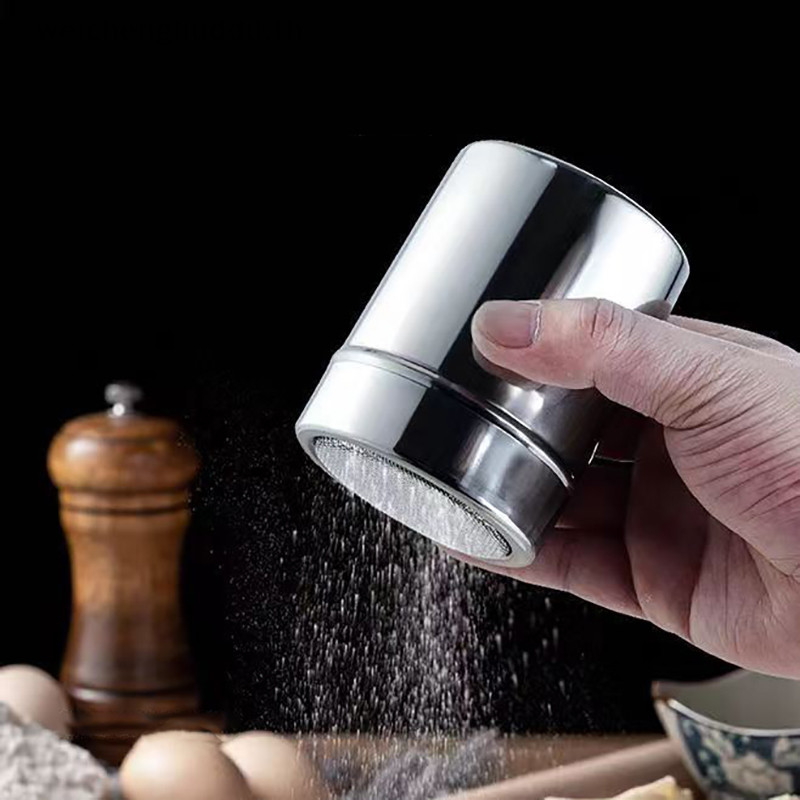 Th สแตนเลสสตีลกาแฟ Shaker โกโก้ช็อกโกแลตแป้งแป้งน้ําตาลตะแกรงกรองโฟมครัวเค้ก BBQ KitchTools พร้อมฝาปิด BGH
