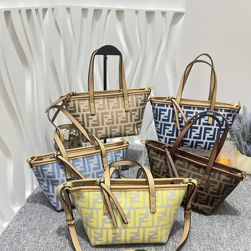 กระเป๋าสะพายไหล่ผู้หญิง Messenger bag กระเป๋าผ้าแคนวาส