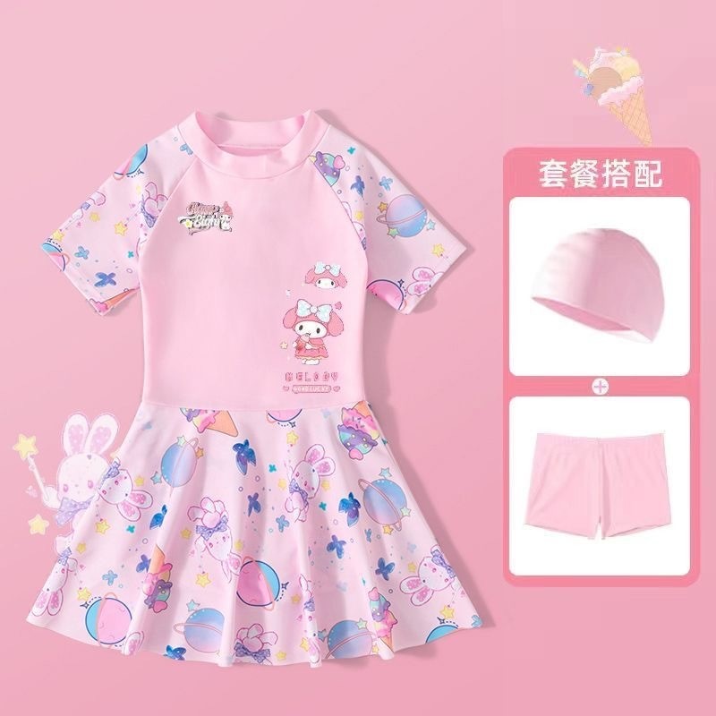 2024 สาว คุโรมิ ชุดว่ายน้ําเสื้อผ้าฤดูร้อน ทํานอง สไตล์ใหม่ขนาดเล็กมัธยมต้นเด็กว่ายน้ําการฝึกอบรมการ์ตูนชุดว่ายน้ําสาว 9.8