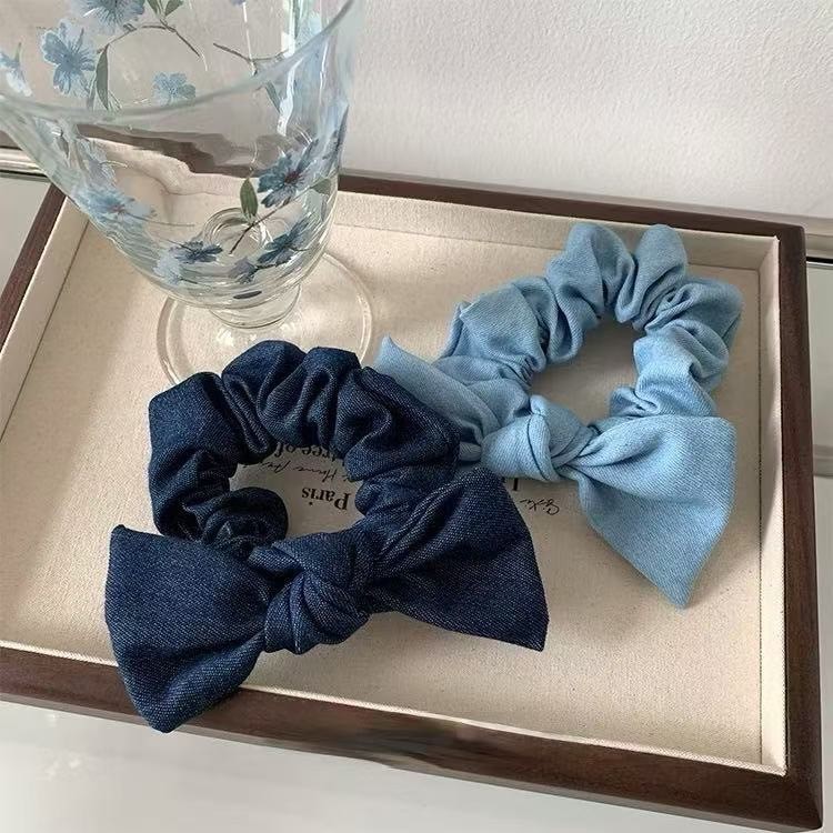 ยางรัดผมหางม้า ผ้ายีนส์ลายโบว์ มาใหม่พร้อมส่ง