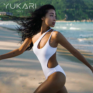 YUKARI SWIM ชุดว่ายน้ํา One Piece สีดำ/ขาว ออกแบบ Hollow Out สําหรับผู้หญิง เหมาะสำหรับใส่ที่ชายหาด