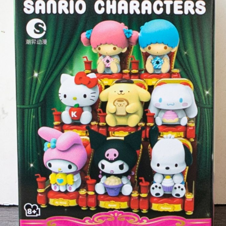 Sanrio ตัวเลขตุ๊กตาตุ๊กตา Sanrio Mystery Box Theater Series ตัวเลข Kuromi Melody Hello Kitty เครื่องประดับอินเทรนด์ของเล่นของขวัญวันเกิด