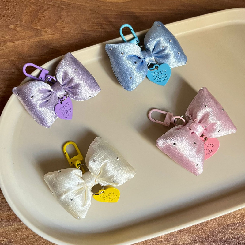 Elegant Rhinestone Fluffyริบบิ้นBowknotพวงกุญแจผู้หญิงกระเป๋าจี้CharmsหวานMulticolor Bow Heartเครื่องประดับกระเป๋าเป้สะพายหลังอุปกรณ์เสริม
