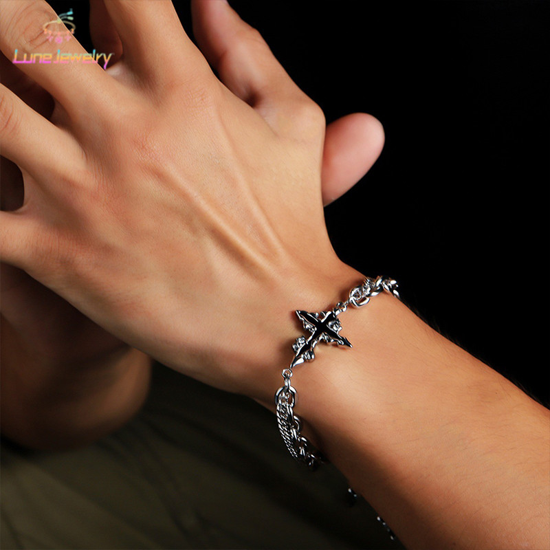 COD💖สร้อยข้อมือ Dark Cross สำหรับผู้หญิงและผู้ชาย ดีไซน์ทันสมัย อเนกประสงค์ ไฮเอนด์-Lune