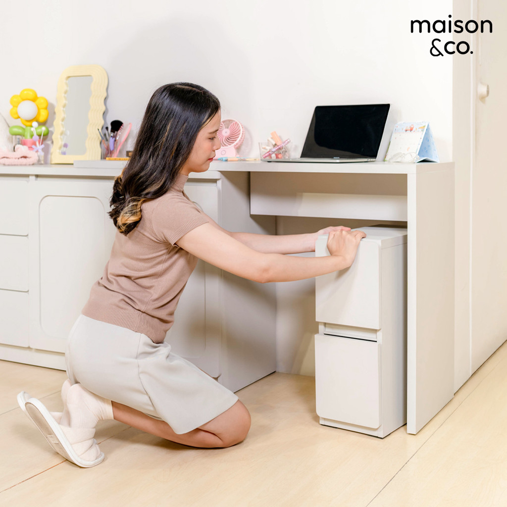 SB Design Square ตู้ข้าง ขนาด 20 ซม. รุ่น Solla สีเทาอ่อน (20x42x55 ซม.)  แบรนด์ MAISON&CO.