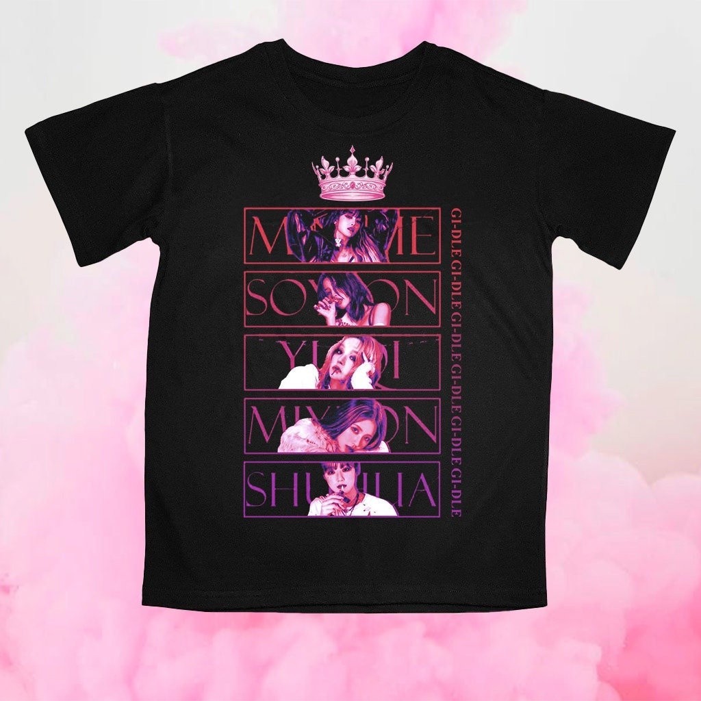 พิมพ์รอบคอ  Miyeon G-Idle, Gi-Dle Retro Bootleg 90s Miyeon G-Idle, Minnie G-I cotton100% Printed T-s