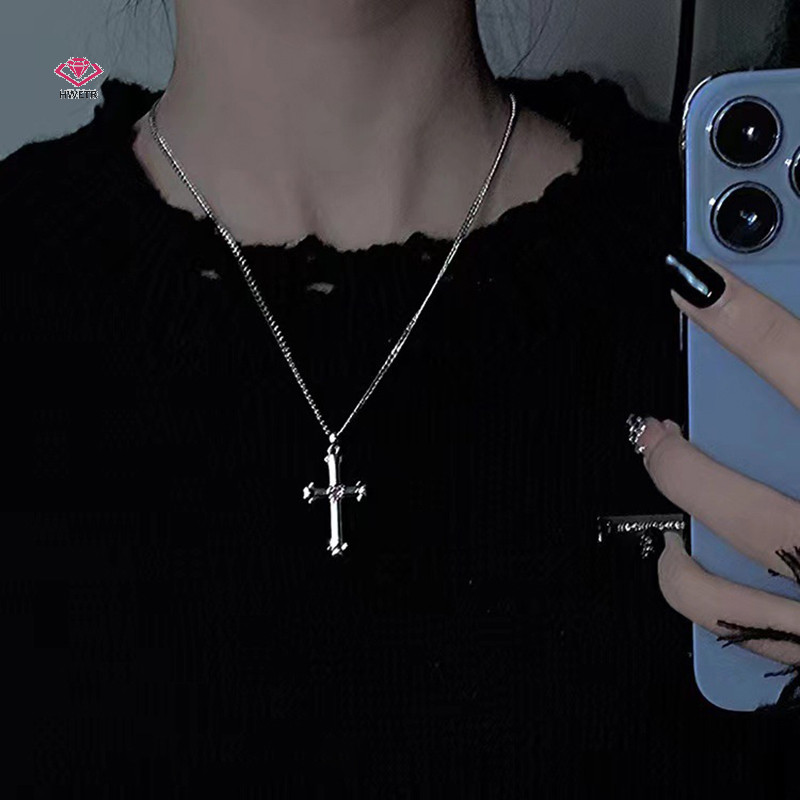 Hwetr แฟชั่น Harajuku Goth Punk Cross จี้สร้อยคอสําหรับผู้ชายผู้หญิง Hip Hop Vintage Y2k Clavicle Chain เครื่องประดับอุปกรณ์เสริมของขวัญใหม่