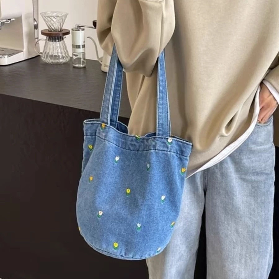 Denim Bucket กระเป๋าความจุขนาดใหญ่ผู้หญิง 2024 สไตล์ใหม่ฤดูร้อน Cross-Body All-Match กระเป๋าถือ Class Commuter Bag