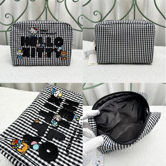 LeSportsac  เลสปอร์ตแซค สไตล์ใหม่ คิตตี้ การ์ตูนปักกระเป๋าหญิง/กระเป๋าเก็บแต่งหน้ากระเป๋าคลัทช์ 7121