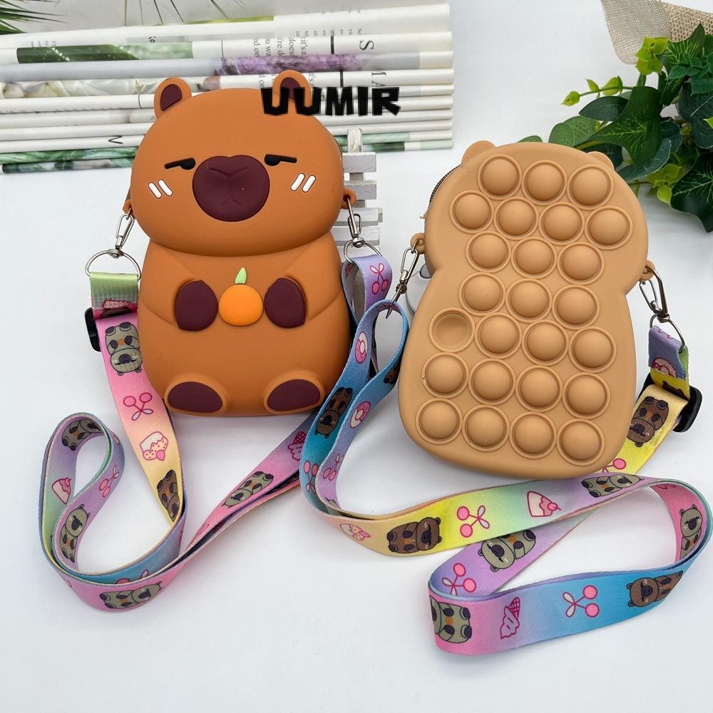 UUMIR กระเป๋า คาปิบาระ 1 ชิ้น,พร้อมที่จับกระเป๋าซิลิโคนน่ารัก,ของขวัญน่ารักอะนิเมะการ์ตูนตัวเลขกระเป๋าใส่เหรียญสําหรับเด็ก