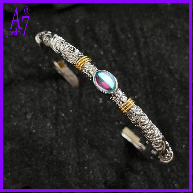A7-สร้อยข้อมือเปิดรูปแบบหญ้า Tang ที่ตัดกันส่วนบุคคลย้อนยุค M4105