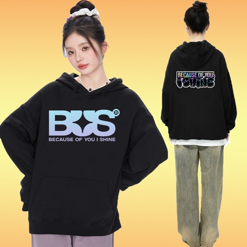 BUS because of you i shine เสื้อฮู้ดแขนยาวและเสื้อยืดผ้าฝ้ายสามารถสวมใส่ได้ทั้งชายและหญิง สวมใส่สบายและไม่หดตัวหรือยับย่